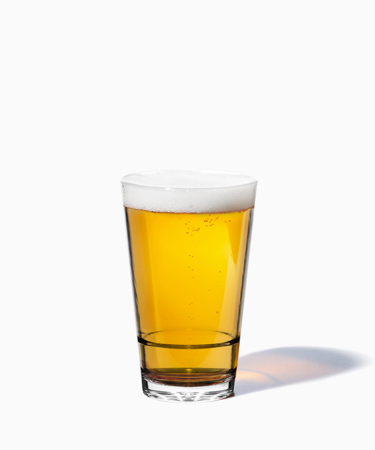 Shopify-16ozDiamondPint-Beer-Drink-Styled_1.jpg
